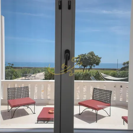 Td De Bellis Historic With Sea View וילה
